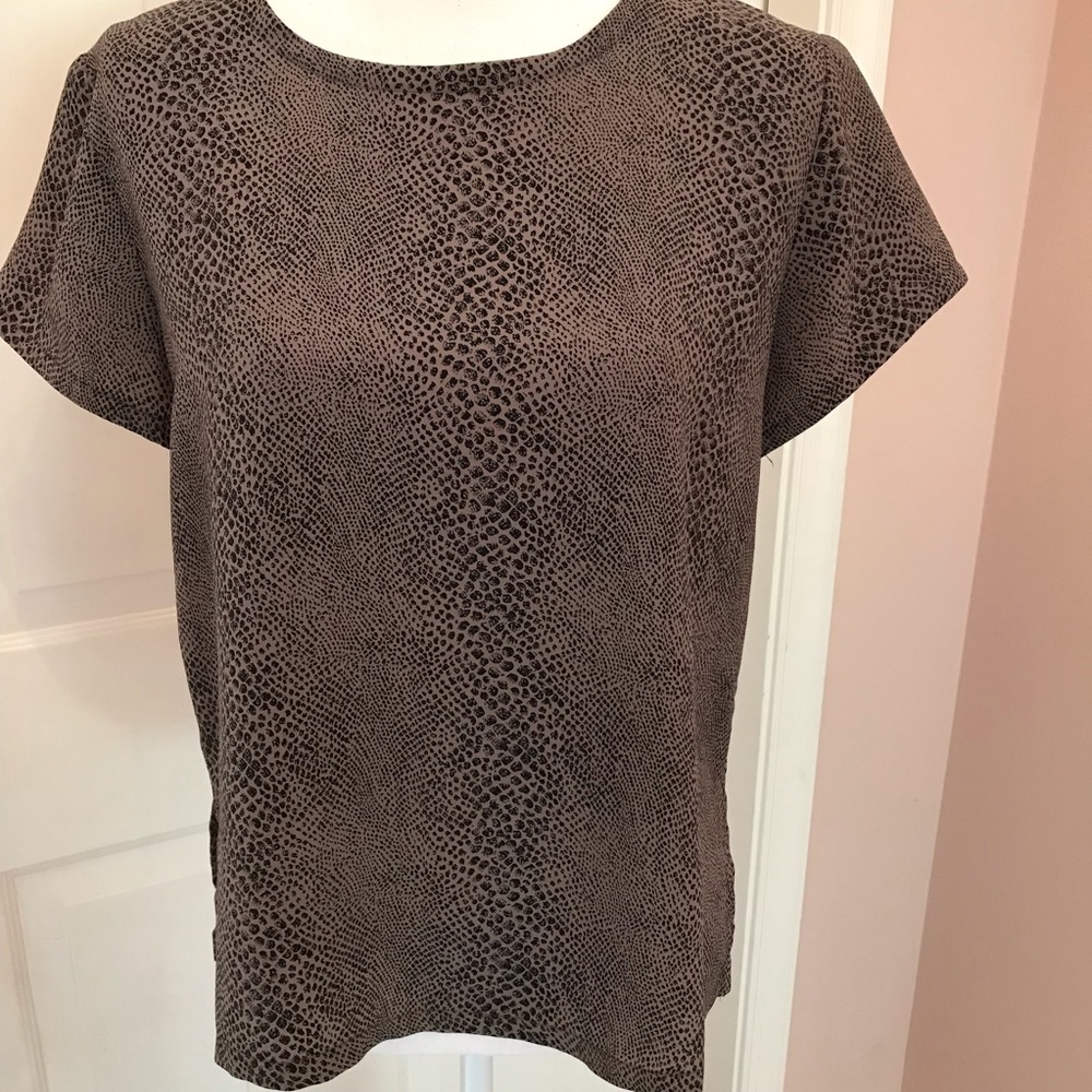 Snakeskin print short sleeve blouse